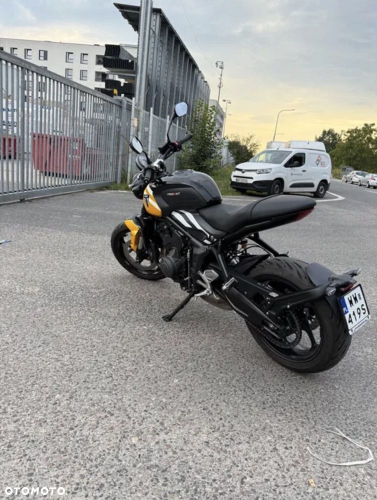 Triumph Trident - 5