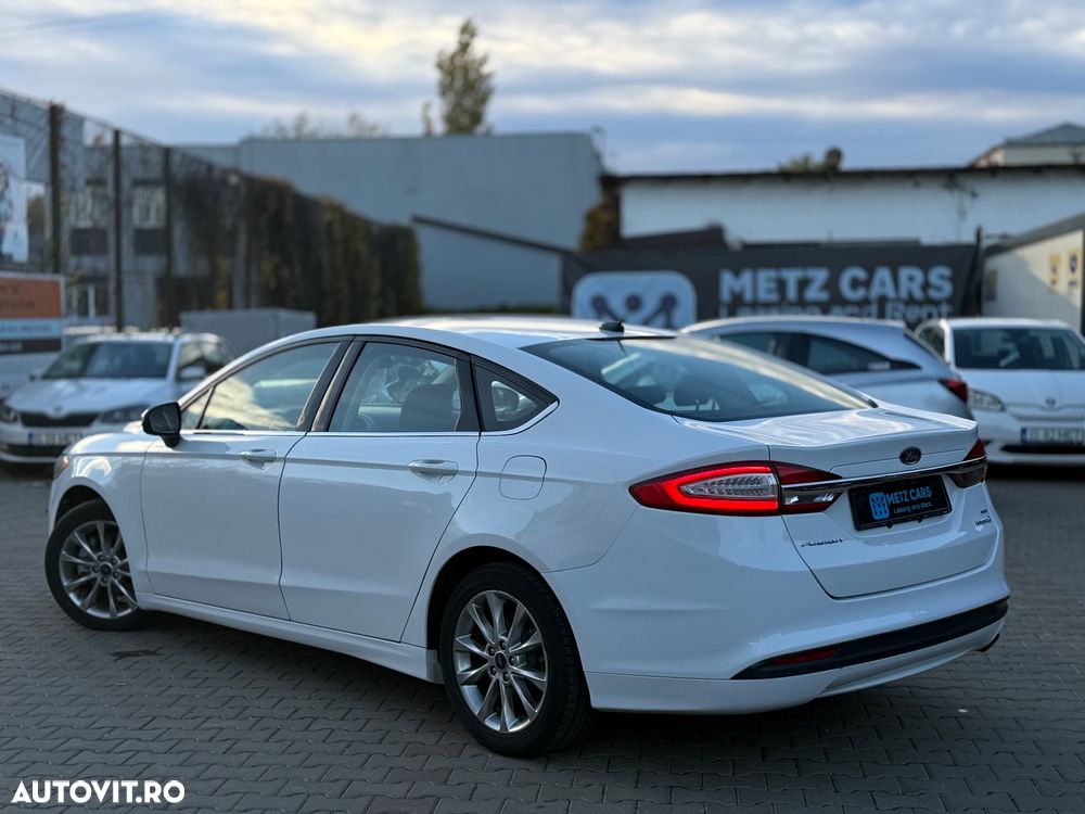 Ford Fusion - 3