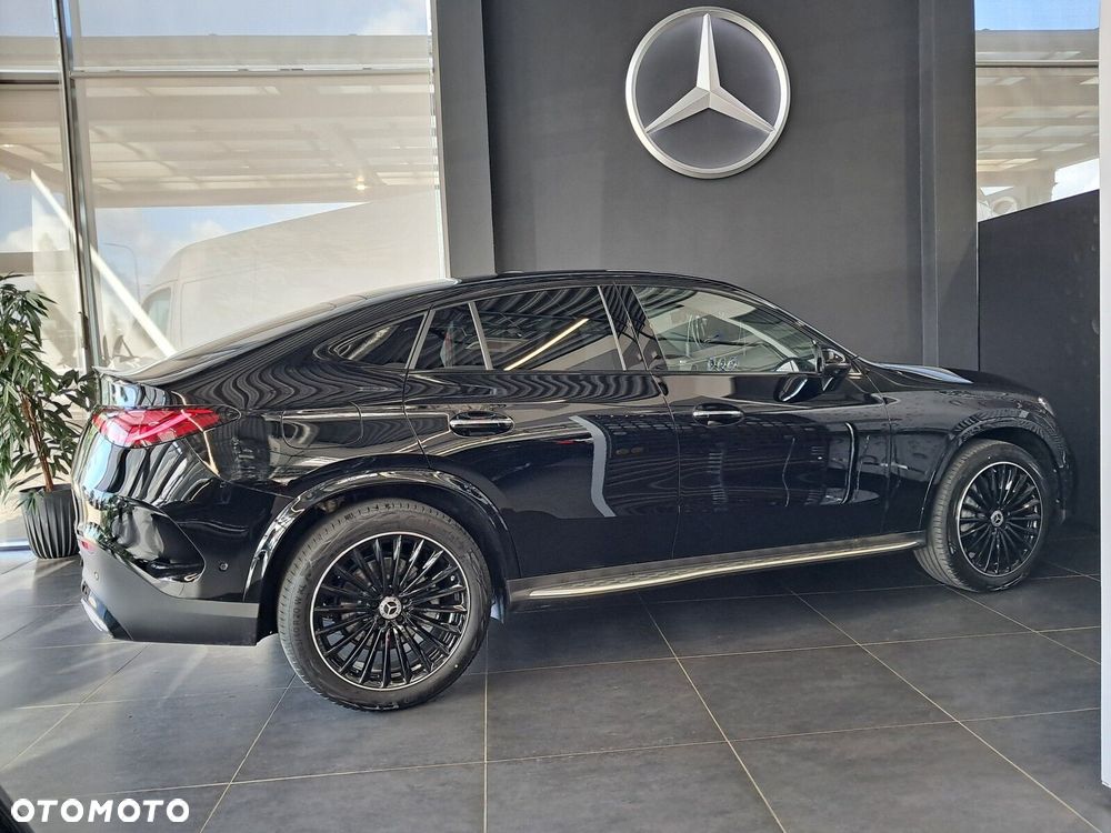 Mercedes-Benz GLC - 27