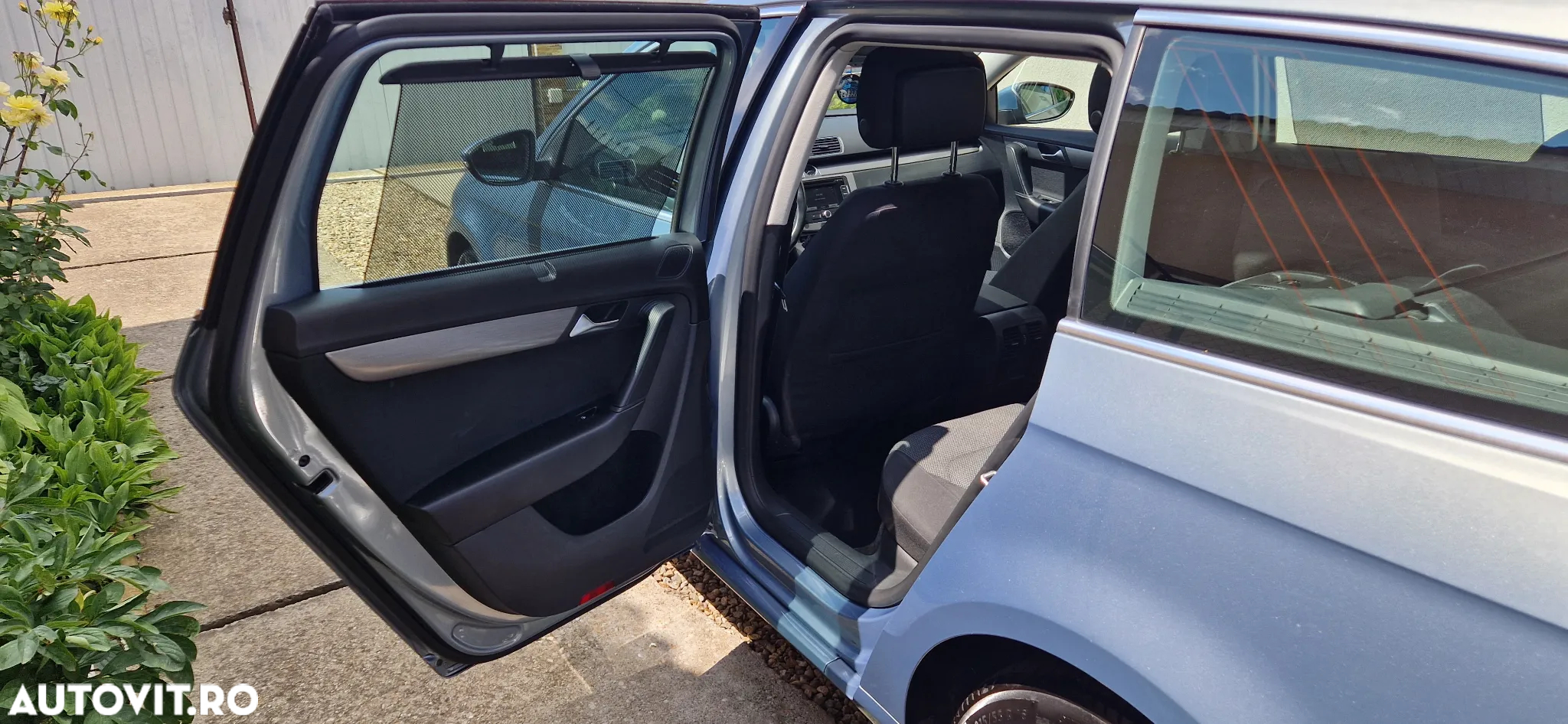 Volkswagen Passat Variant 2.0 TDI Blue TDI Comfortline - 5
