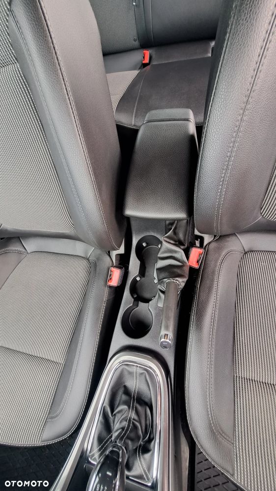 Opel Astra 1.7 CDTI DPF Innovation - 13