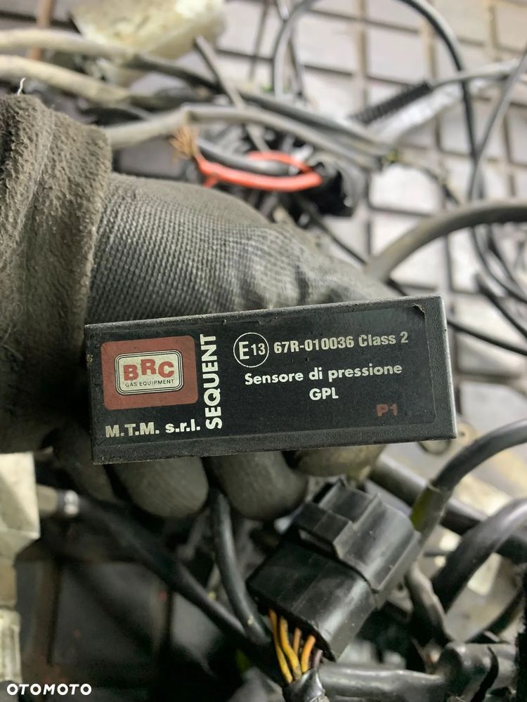 INSTALACJA LPG V8 8-CYLINDRÓW BRC SEQUENT 56 GENIUS MAX - 4