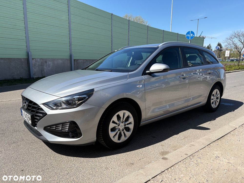 Hyundai i30 1.5 DPI Classic + - 5