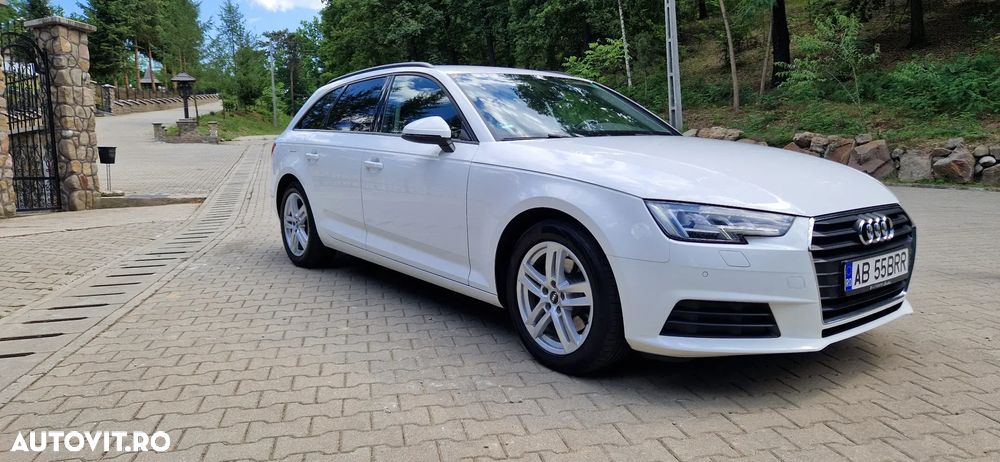 Audi A4 Avant 2.0 TDI S tronic - 2