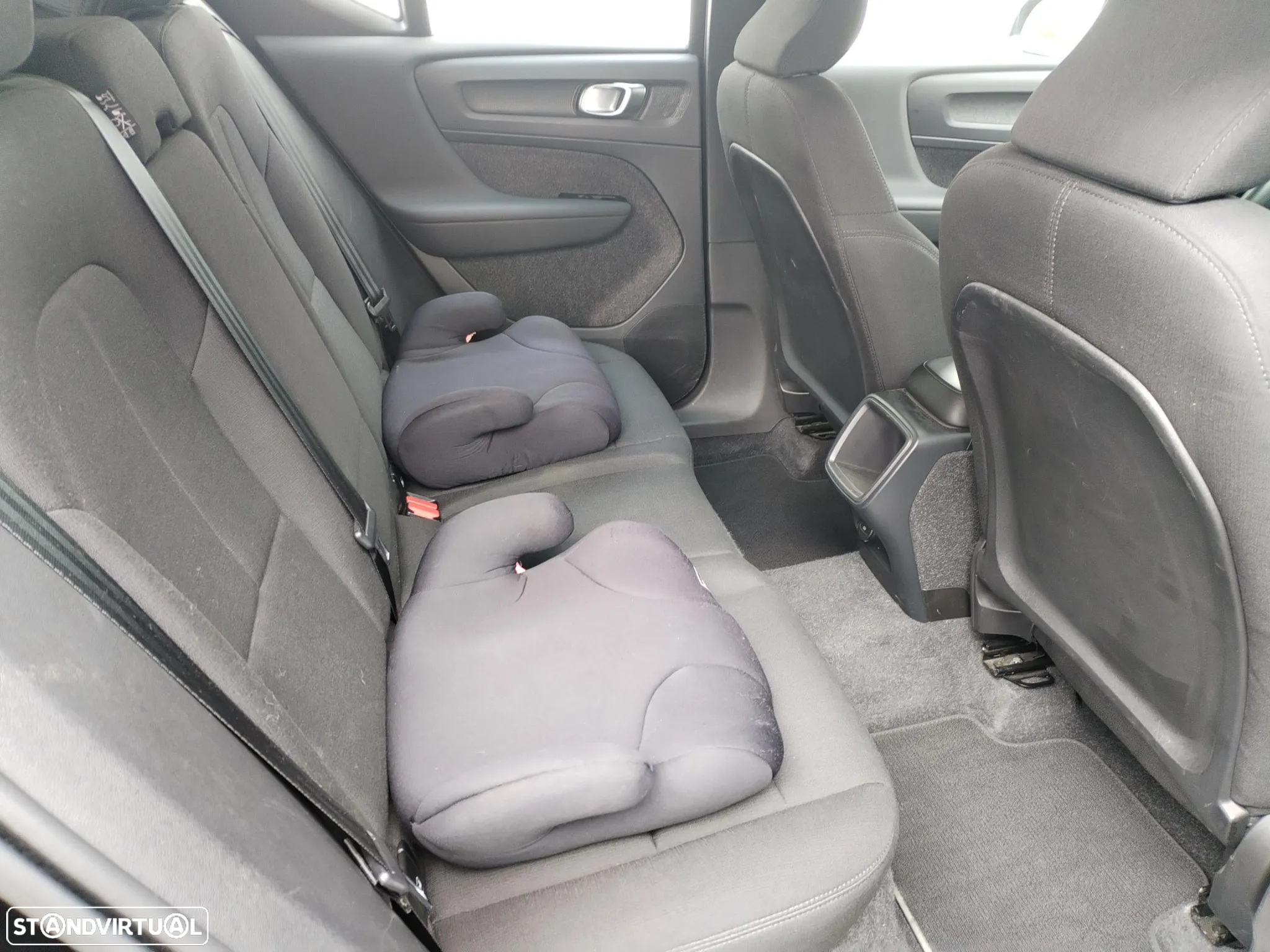 Volvo XC 40 1.5 T2 Essential - 25