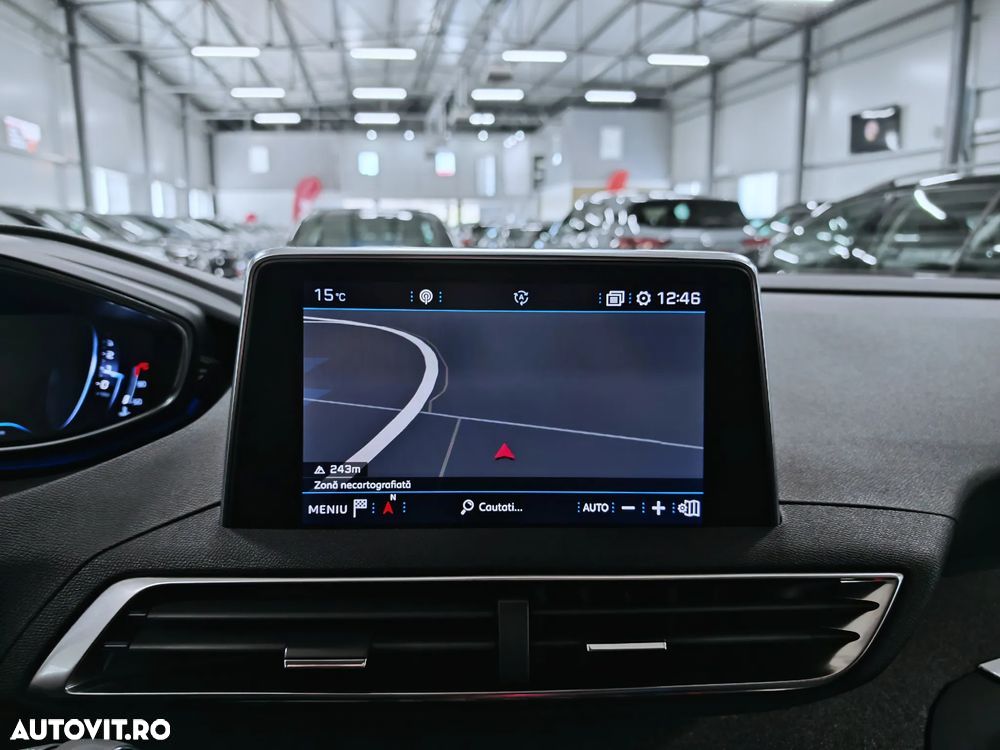 Peugeot 3008 PureTech 130 Stop & Start GPF EAT8 Allure - 11