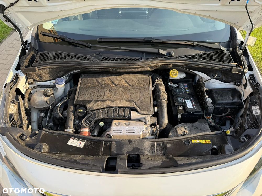 Peugeot 2008 PureTech 130 Allure - 10