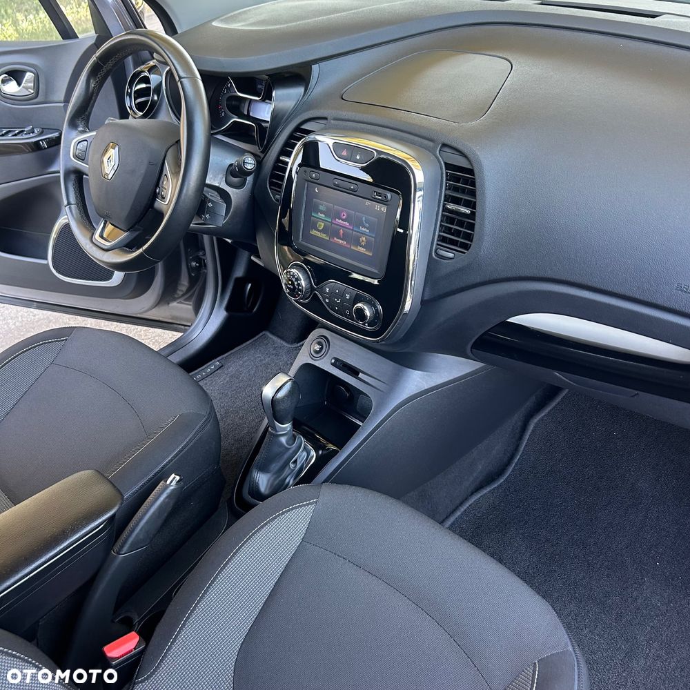 Renault Captur - 26