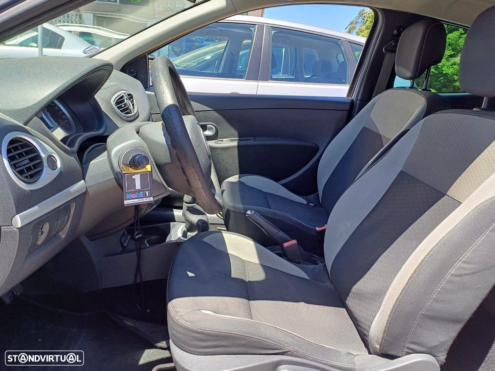 Renault Clio 1.2 TCE GT J15 - 9