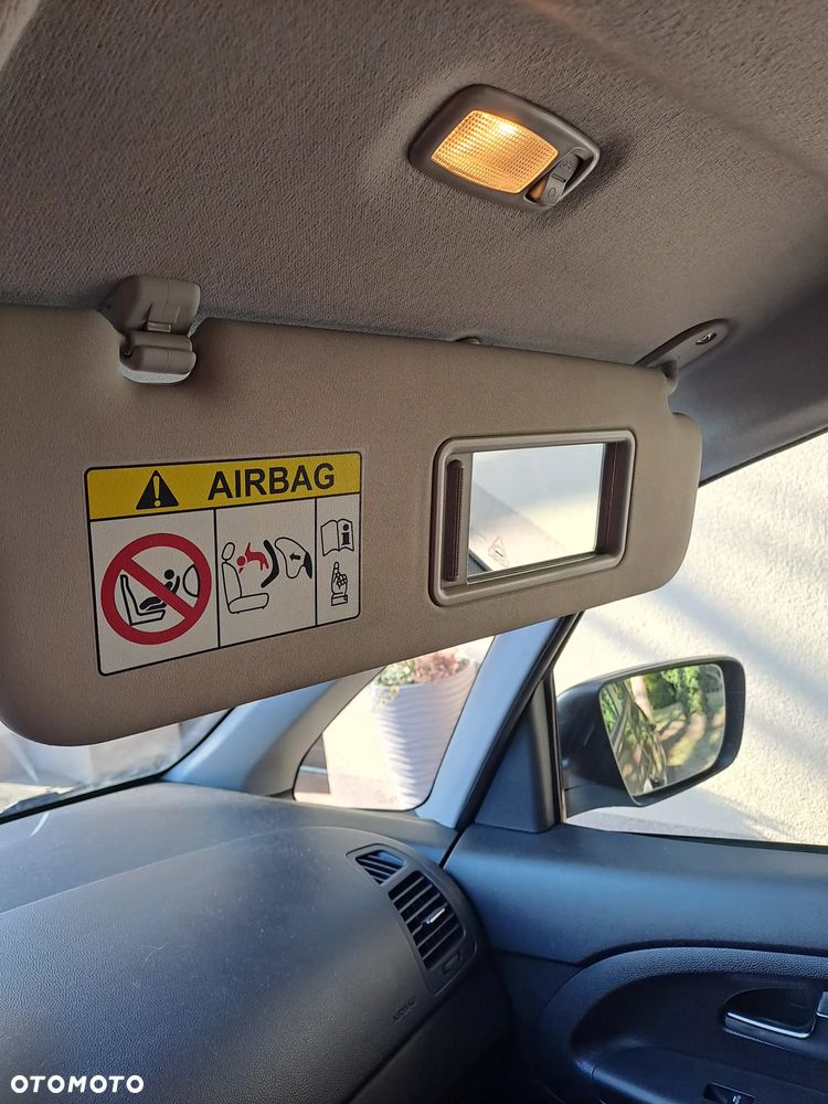 Kia Venga 1.6 Business Line - 23