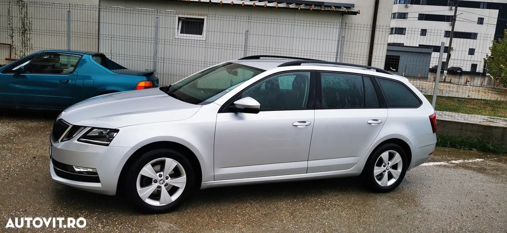 Skoda Octavia Combi Diesel 1.6 TDI Style - 4