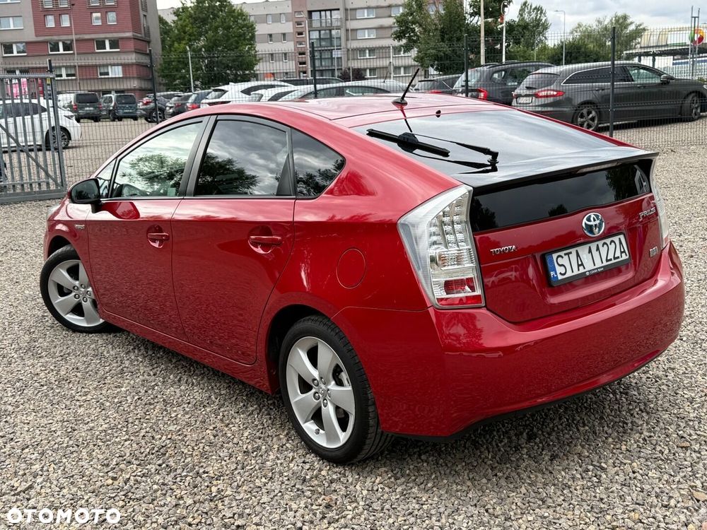 Toyota Prius 1.8 HSD Sol - 5