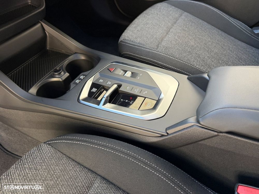 BMW 116 Standard — fotografia 35