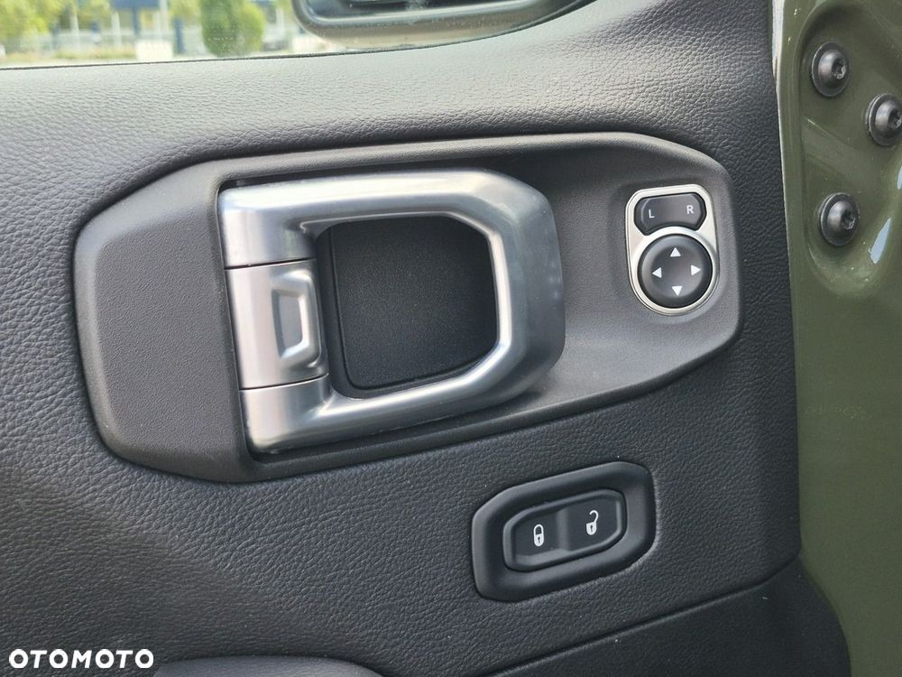Jeep Wrangler 2.0 T-GDI Hardtop AWD Automatik 80th Anniversary - 20