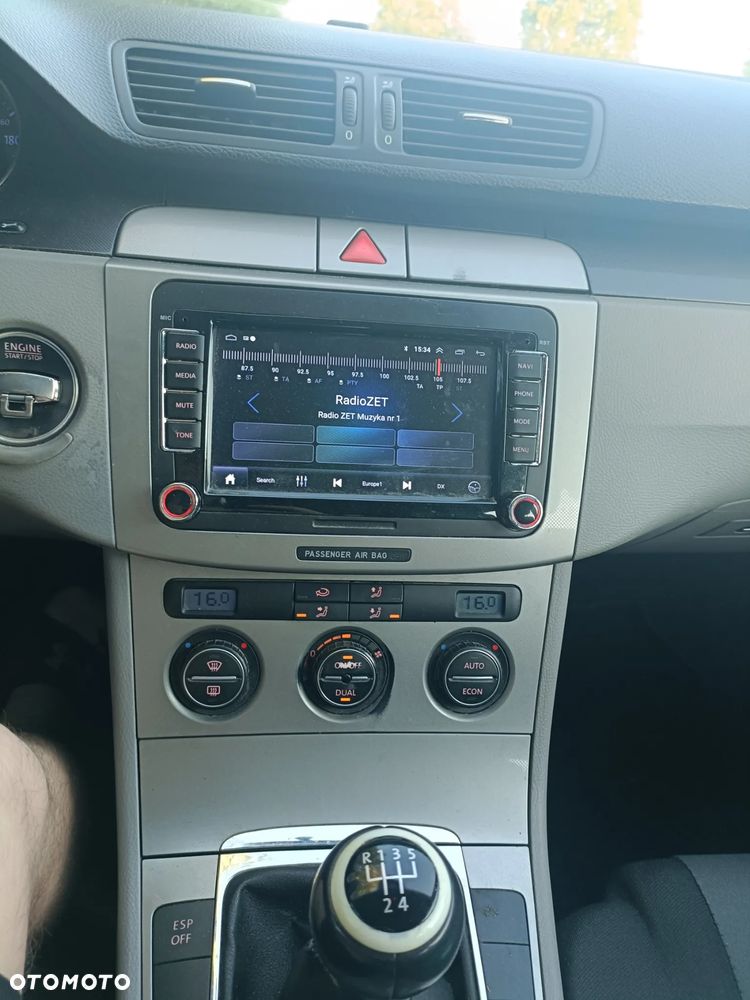 Volkswagen Passat 1.9 TDI Individual - 34