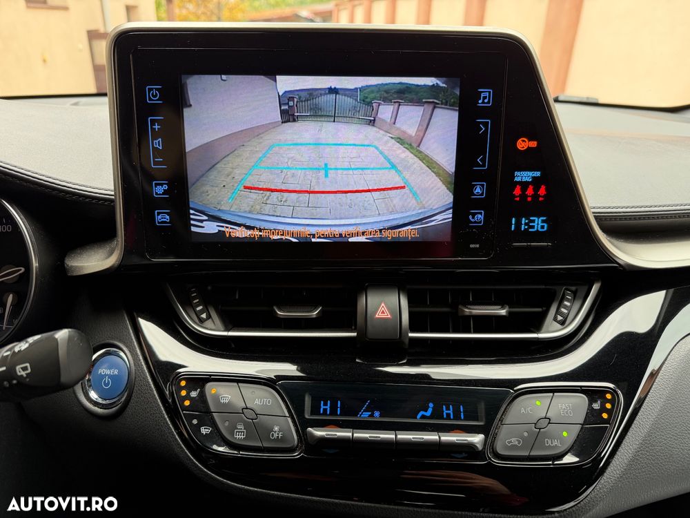 Toyota C-HR - 16