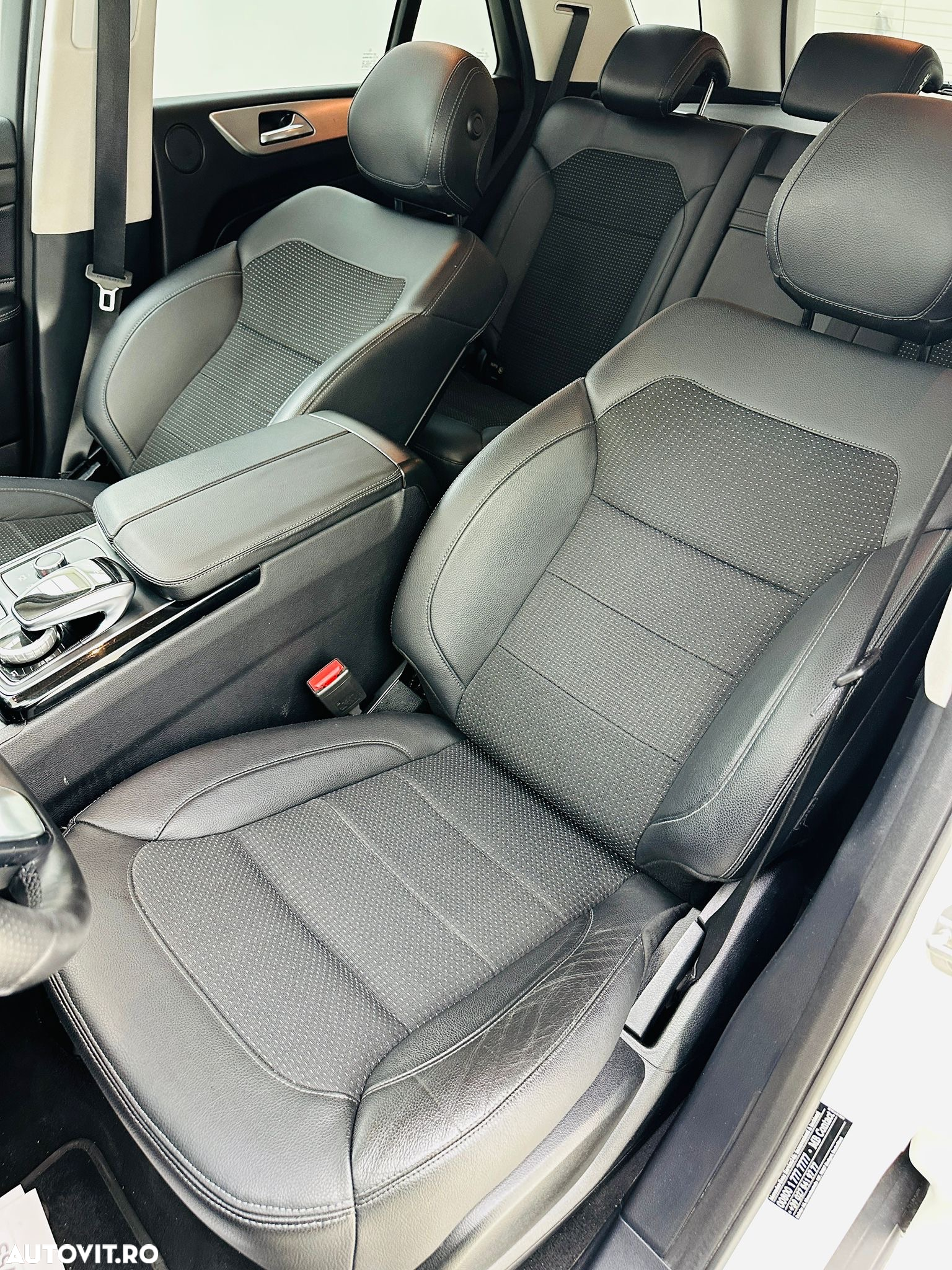 Mercedes-Benz GLE - 23