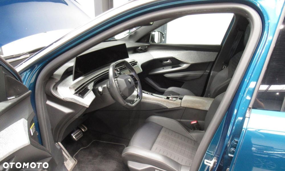 Peugeot 3008 1.2 PureTech mHEV GT S&S e-DCS6 - 12