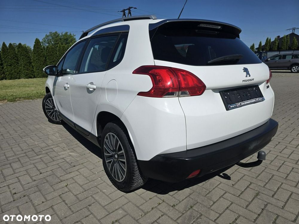 Peugeot 2008 - 13