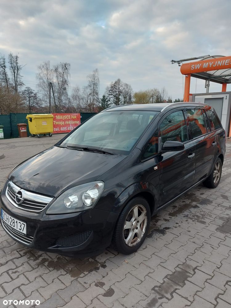 Opel Zafira 1.6 Essentia - 7