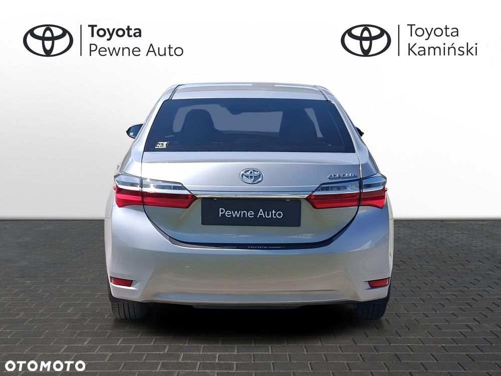 Toyota Corolla - 4