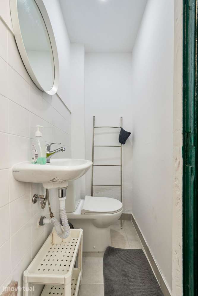 Quarto - localizado em Arroios Lisbon - Grande imagem: 3/34