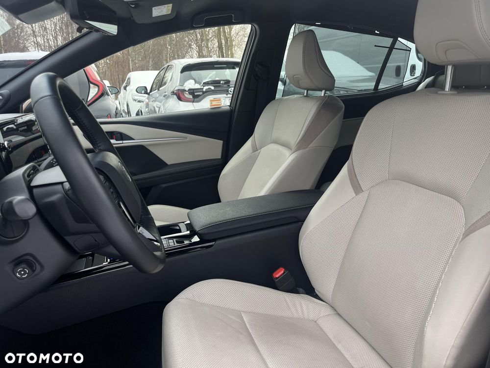 Toyota Camry - 20