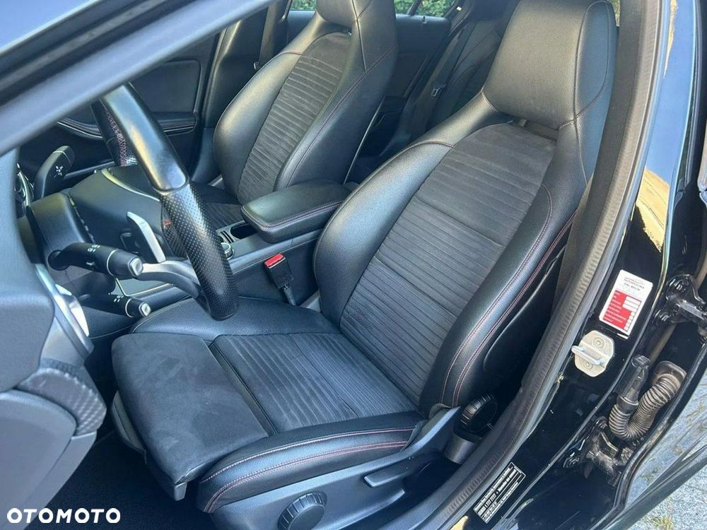 Mercedes-Benz Klasa A 200 CDI 4Matic 7G-DCT AMG Line - 18