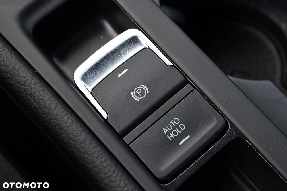 Volkswagen Golf 1.5 TSI BMT Comfortline DSG - 19