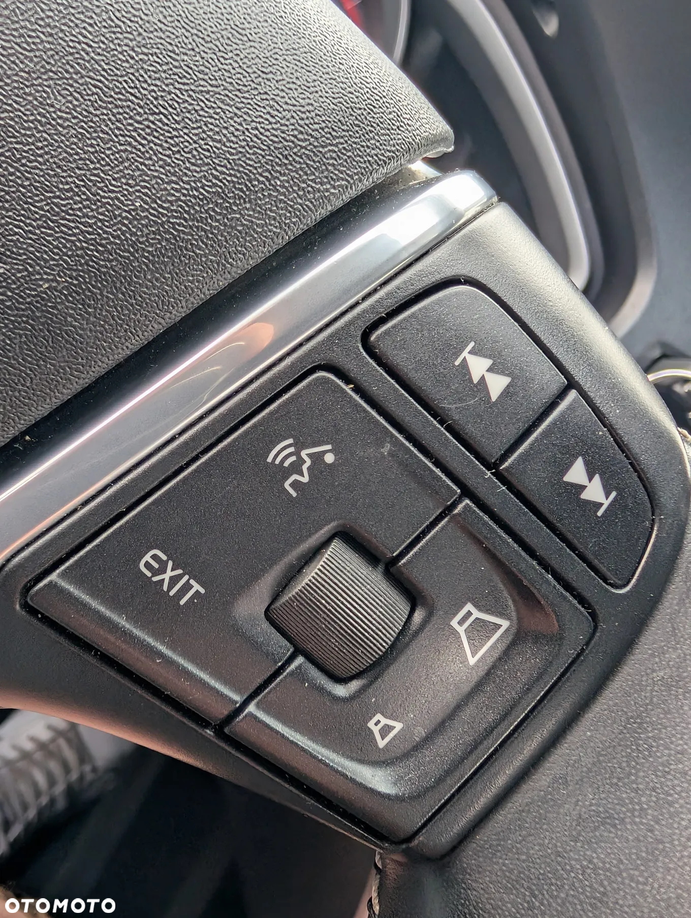 Volvo V40 D3 Geartronic RDesign - 31