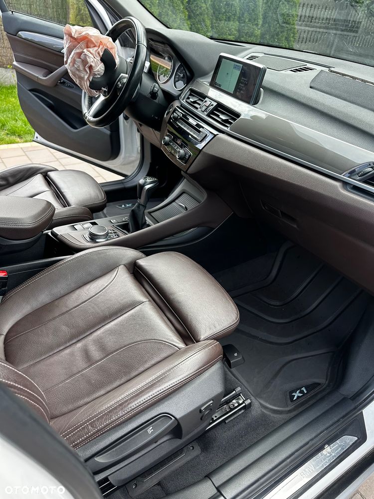 BMW X1 xDrive25i xLine sport - 18