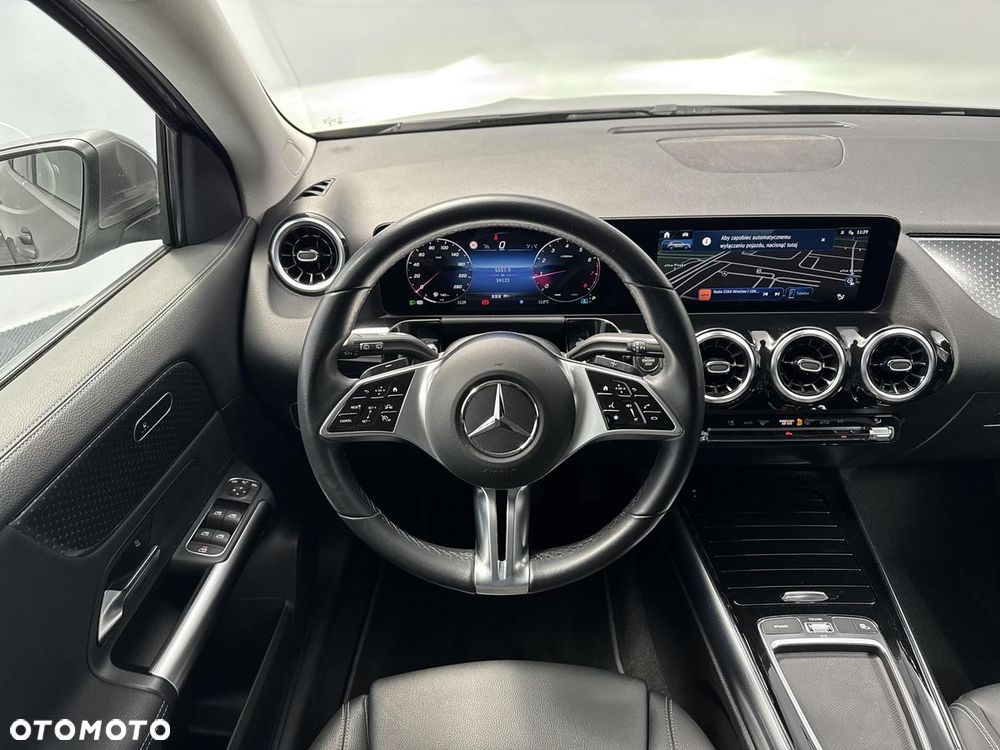 Mercedes-Benz GLA 200 Progressive - 23