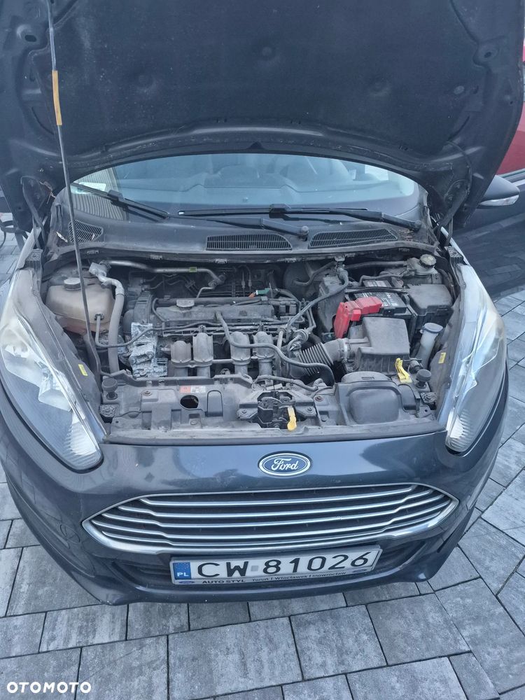 Ford Fiesta 1.25 Silver X (Ambiente) - 23