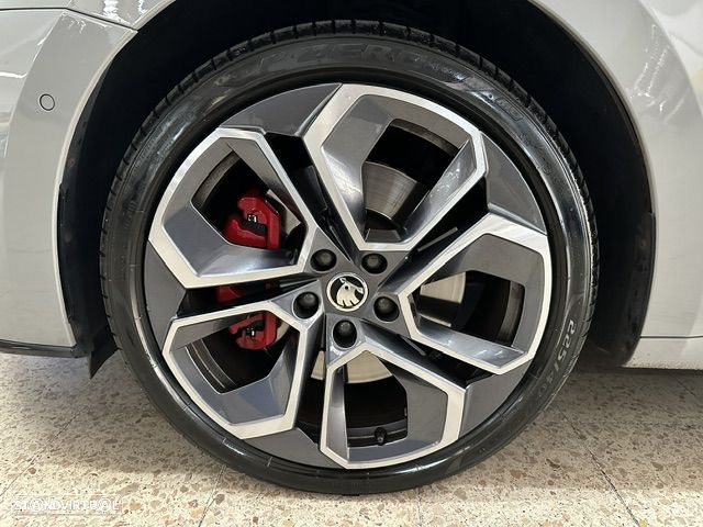Skoda Octavia Break 1.4 TSI DSG RS Plus - 28