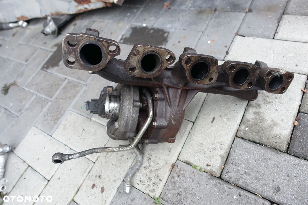 TURBOSPRĘŻARKA Z NASTAWNIKIEM VOLVO V70 2.4 D5 30751708 - 2