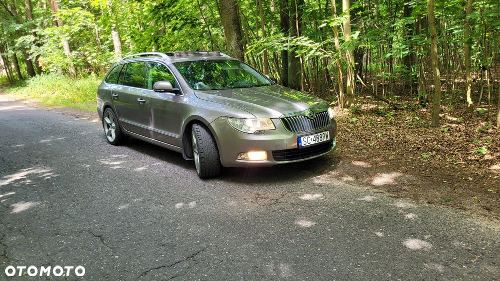 Skoda Superb 2.0 TDI 4x4 Family - 1