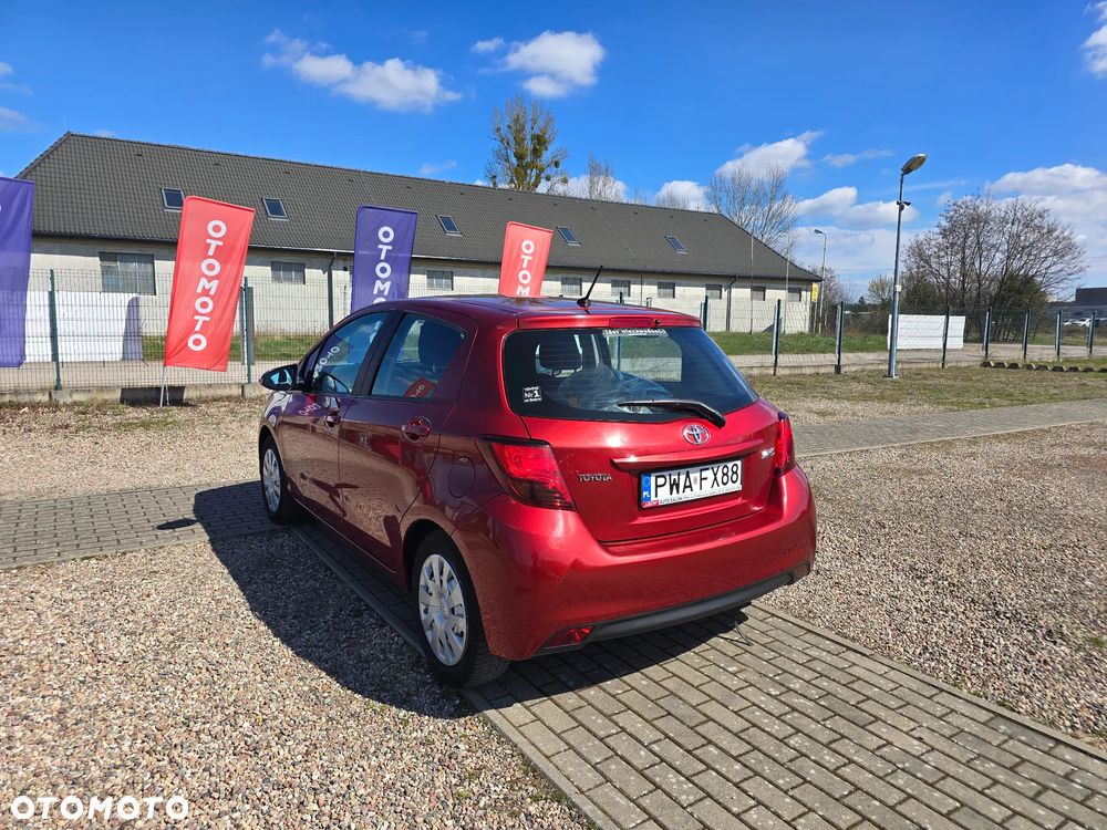 Toyota Yaris 1.33 Premium - 8