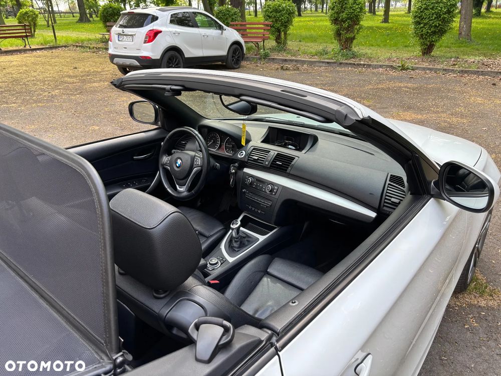 BMW Seria 1 118d - 29