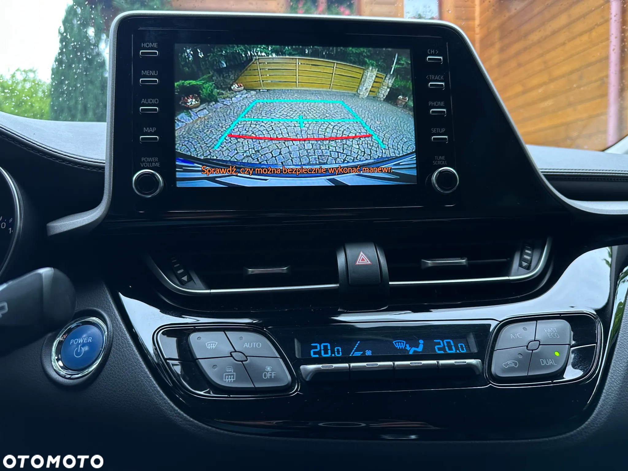 Toyota C-HR 1.8 Hybrid Comfort - 23