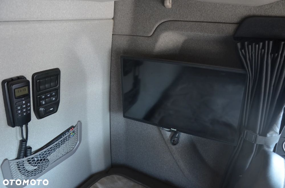 Scania S 580 / V8 / FULL AIR / KLIMA P. / NAVI /FULL LED / ACC / 8283 - 21