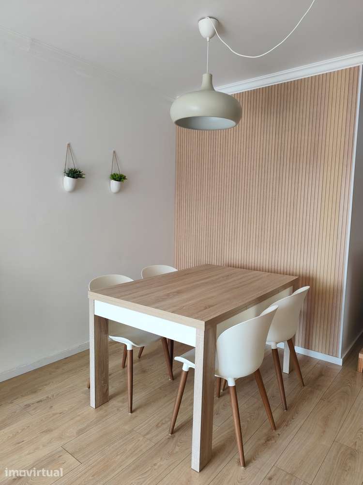 Apartamento T3 luminoso com terraço em Torres Vedras - Grande imagem: 2/16