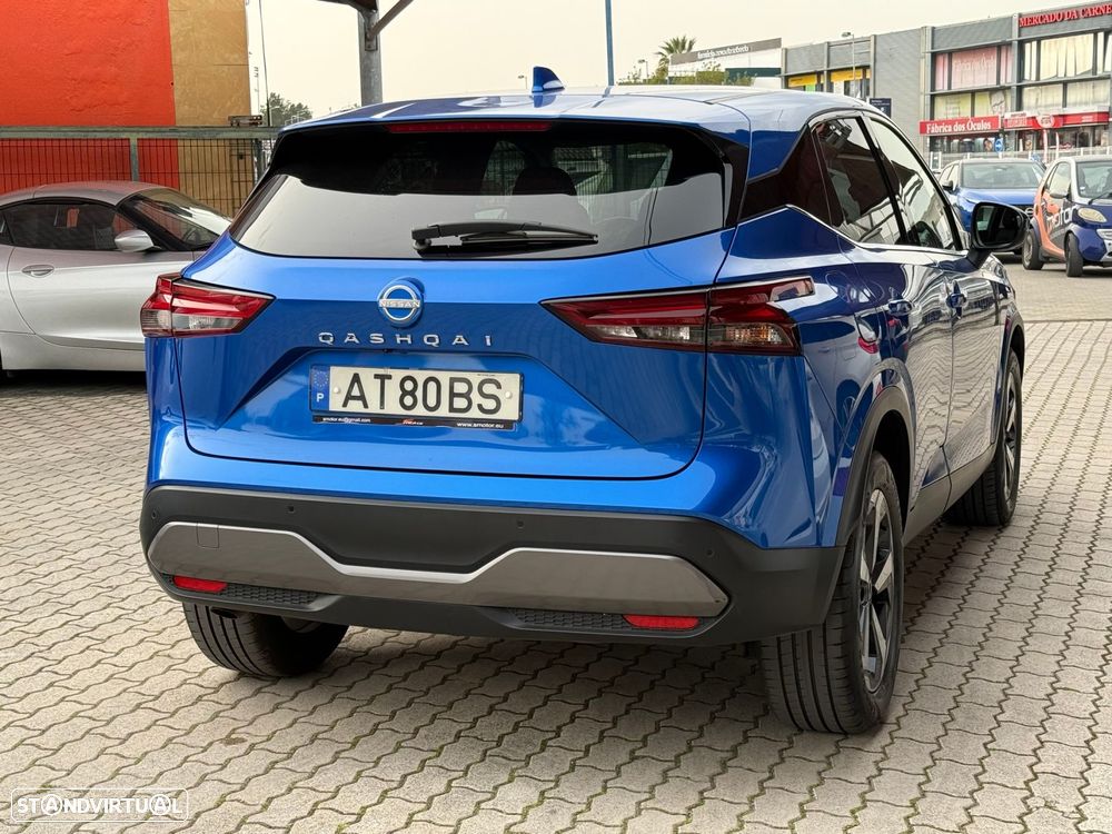 Nissan Qashqai 1.3 DIG-T N-Connecta J18 - 3