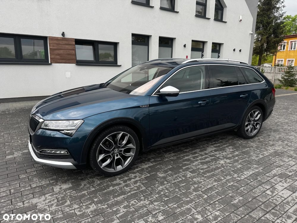 Skoda Superb 2.0 TDI SCR 4x4 Scout DSG - 1