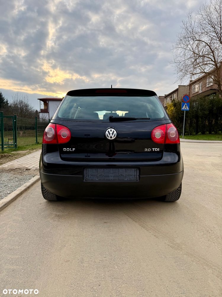Volkswagen Golf 2.0 TDI Comfortline - 5