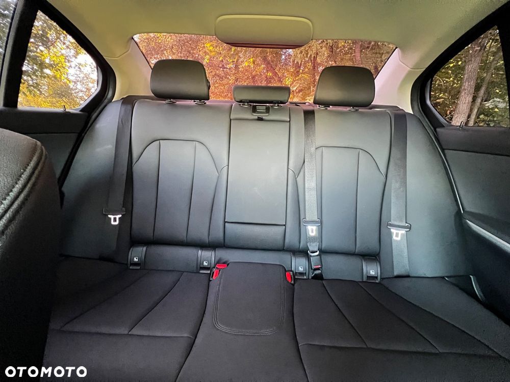 BMW Seria 3 320d Advantage sport - 20
