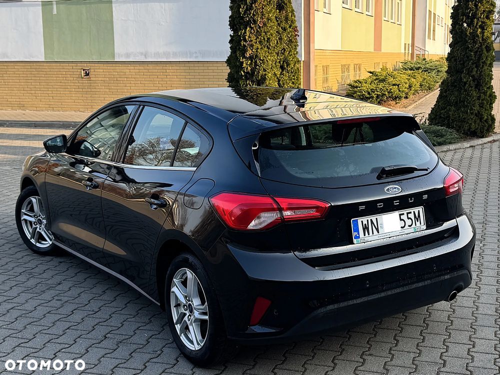 Ford Focus 1.0 EcoBoost Trend Edition - 29