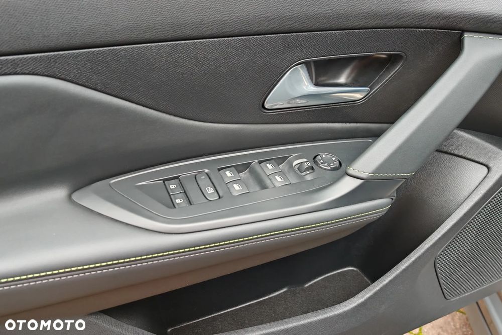 Peugeot 308 1.5 BlueHDi GT S&S EAT8 - 16