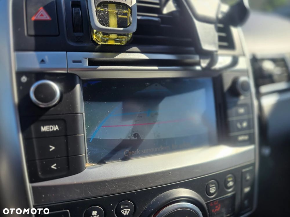 Toyota Verso 1.8 Premium MS EU6 - 15