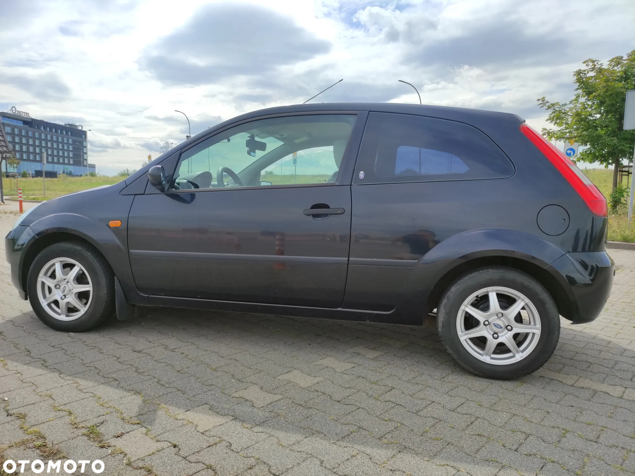 Ford Fiesta 1.4 Ambiente - 7