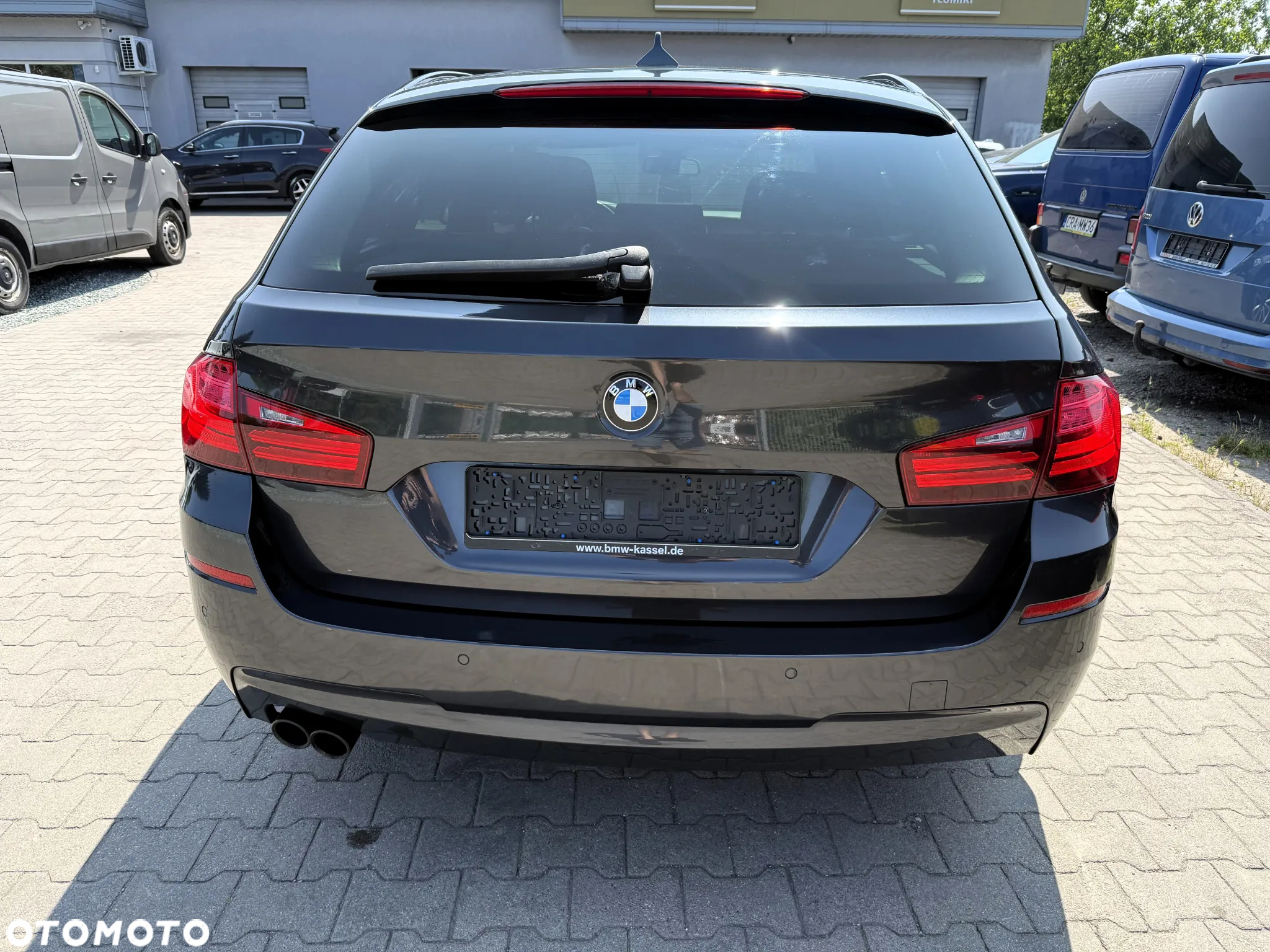 BMW Seria 5 525d Touring Sport-Aut - 2